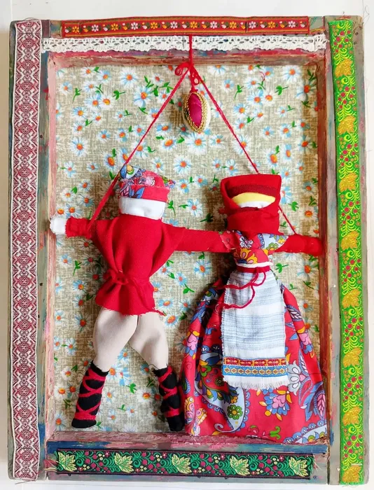 3 Назанян Эмили 10лет «Семейные традиции» 2025 ткань,ручное шитьё Можайск МБУ ДО ДШИ №1 им. С.В. Герасимова