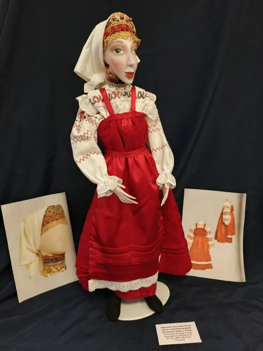 15 Морозова Анастасия 15 л,  Кукла в народном костюме Козловского уезда с.Глазок ДШИ Моя Русь, Подольск